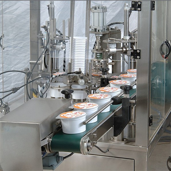 Avtomatik muzqaymoq kubogini to'ldirish mashinasi